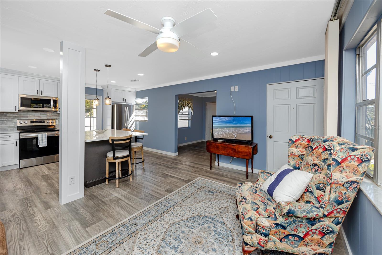 Image 16 of 51 For 731 72nd Street N