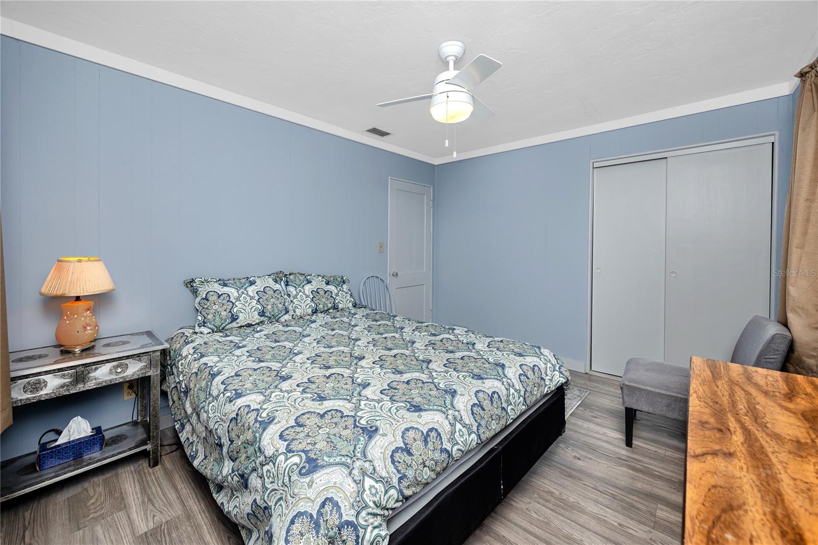 Image 22 of 51 For 731 72nd Street N