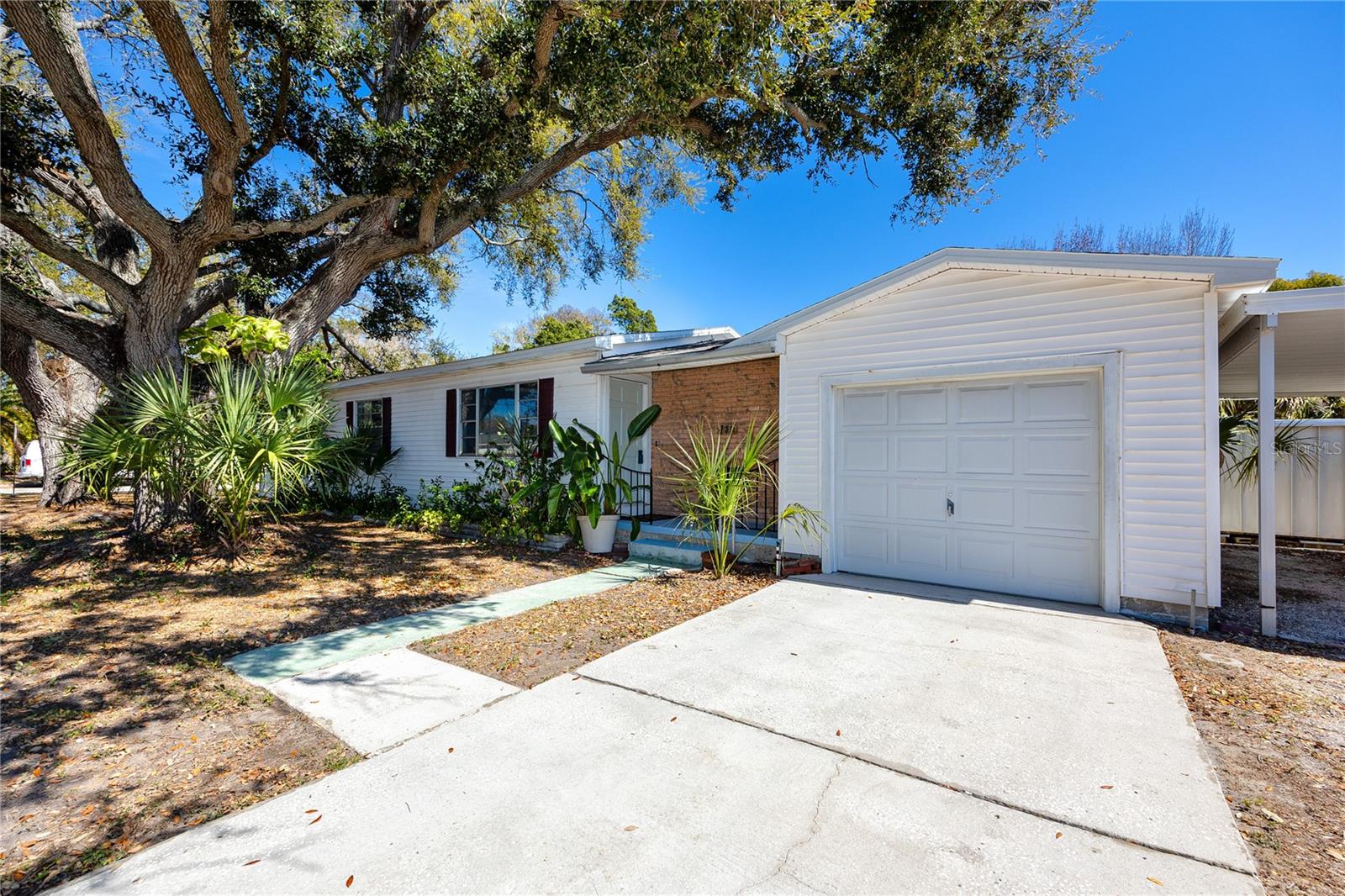 Image 43 of 51 For 731 72nd Street N