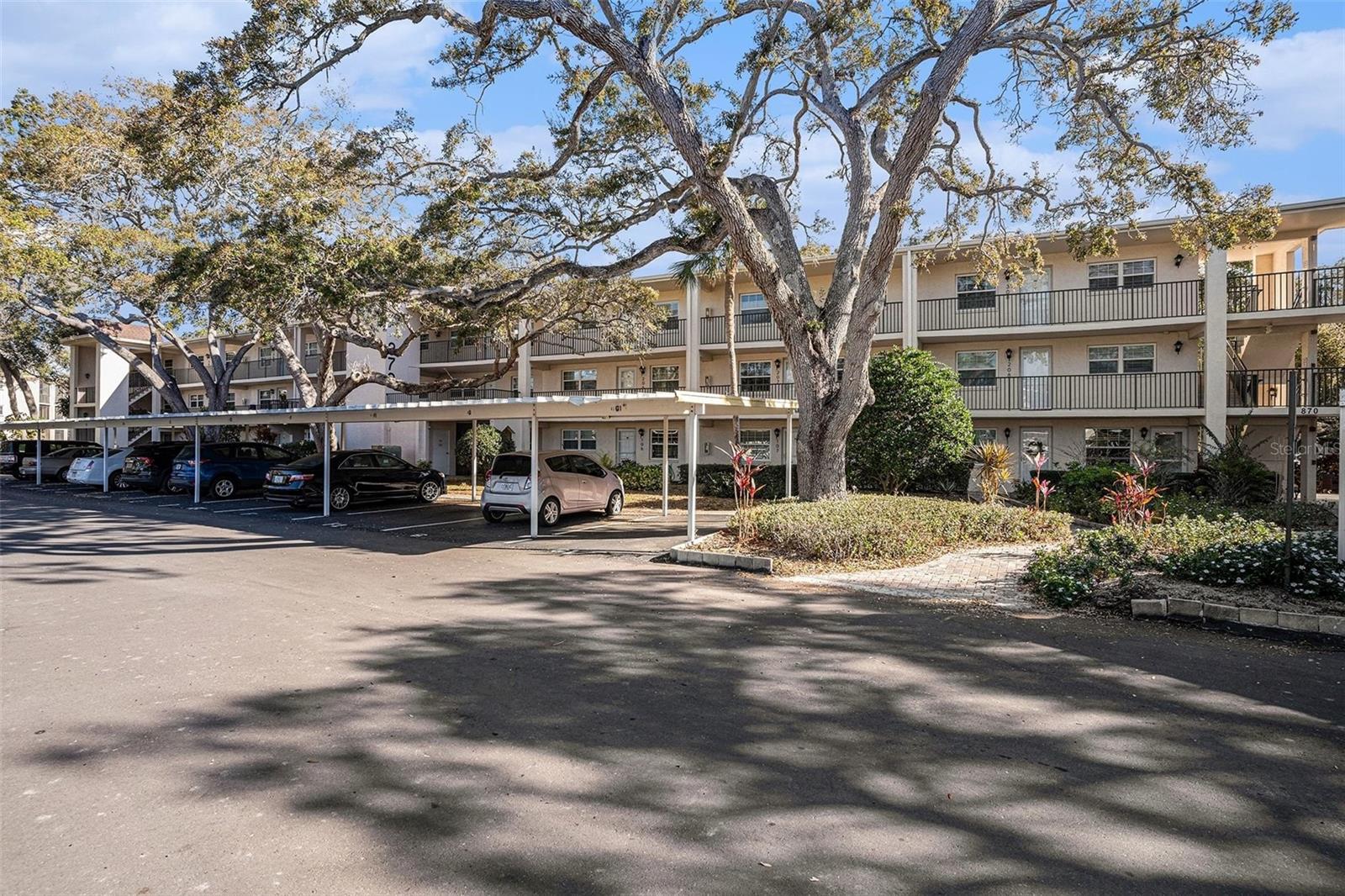 Image 2 of 28 For 870 Virginia Street 105