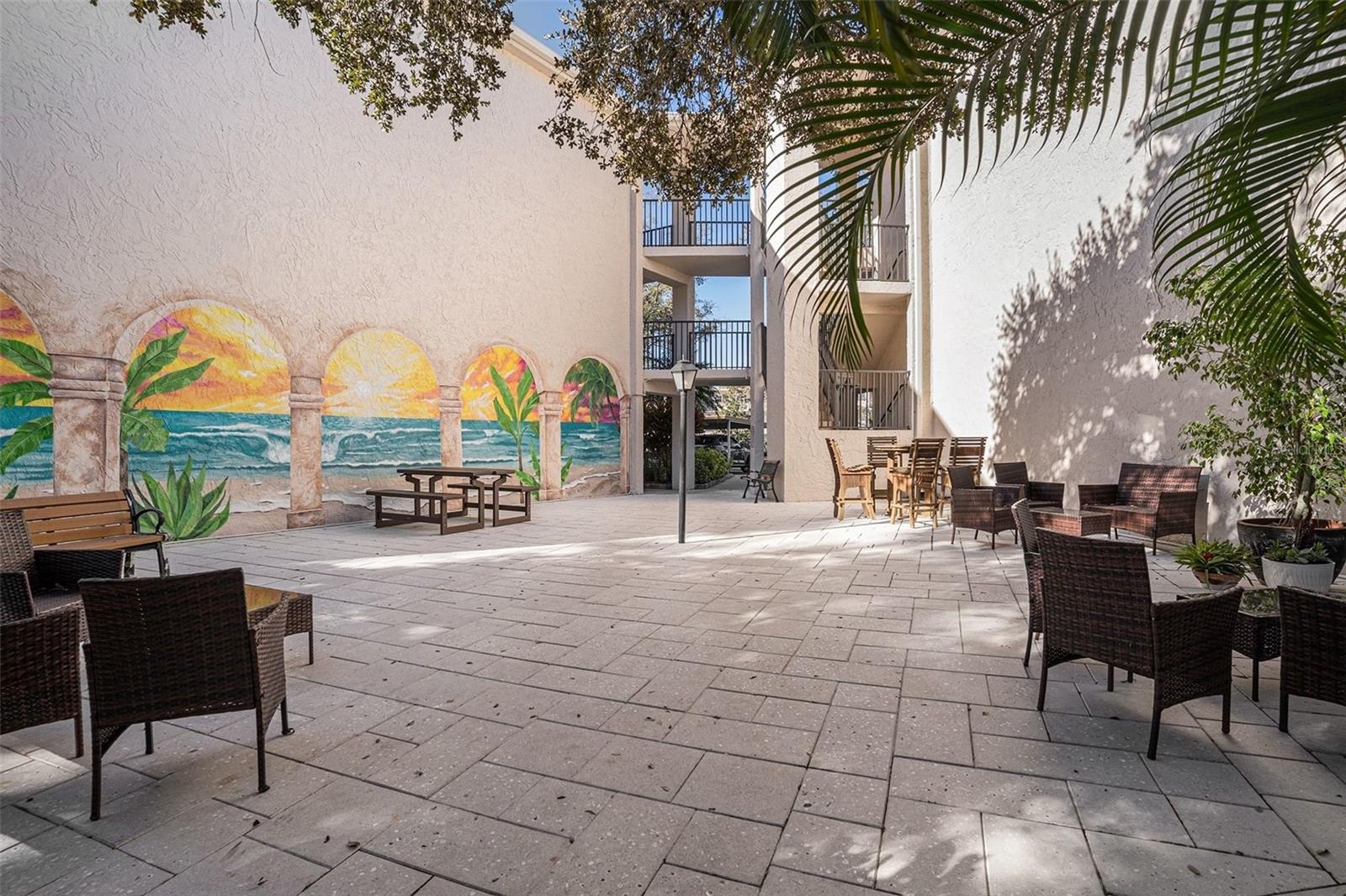 Image 24 of 28 For 870 Virginia Street 105