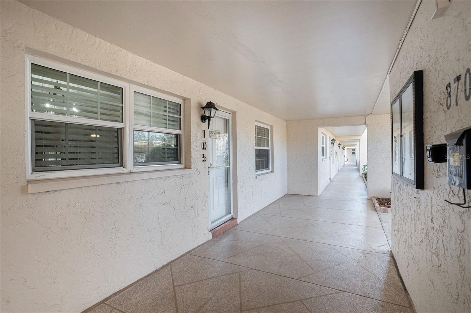 Image 4 of 28 For 870 Virginia Street 105