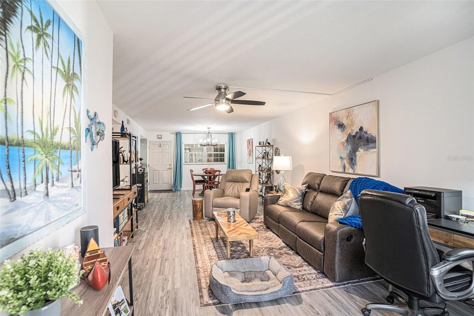 Image 8 of 28 For 870 Virginia Street 105