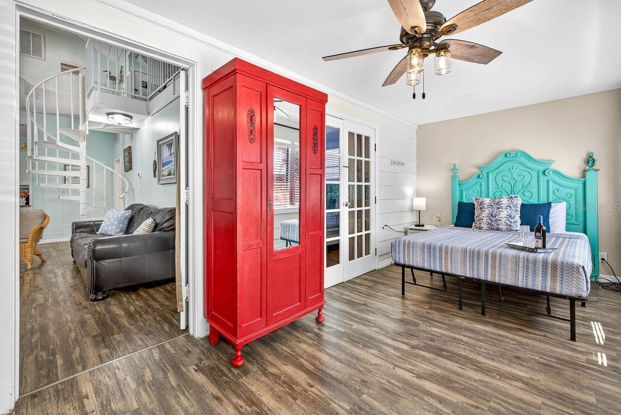 Image 14 of 59 For 26 Cambria Street