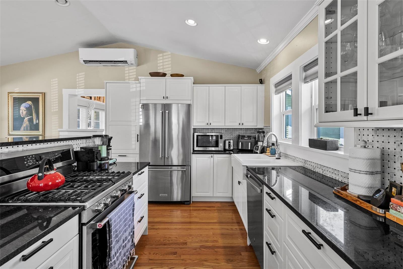 Image 28 of 64 For 5605 9th Street