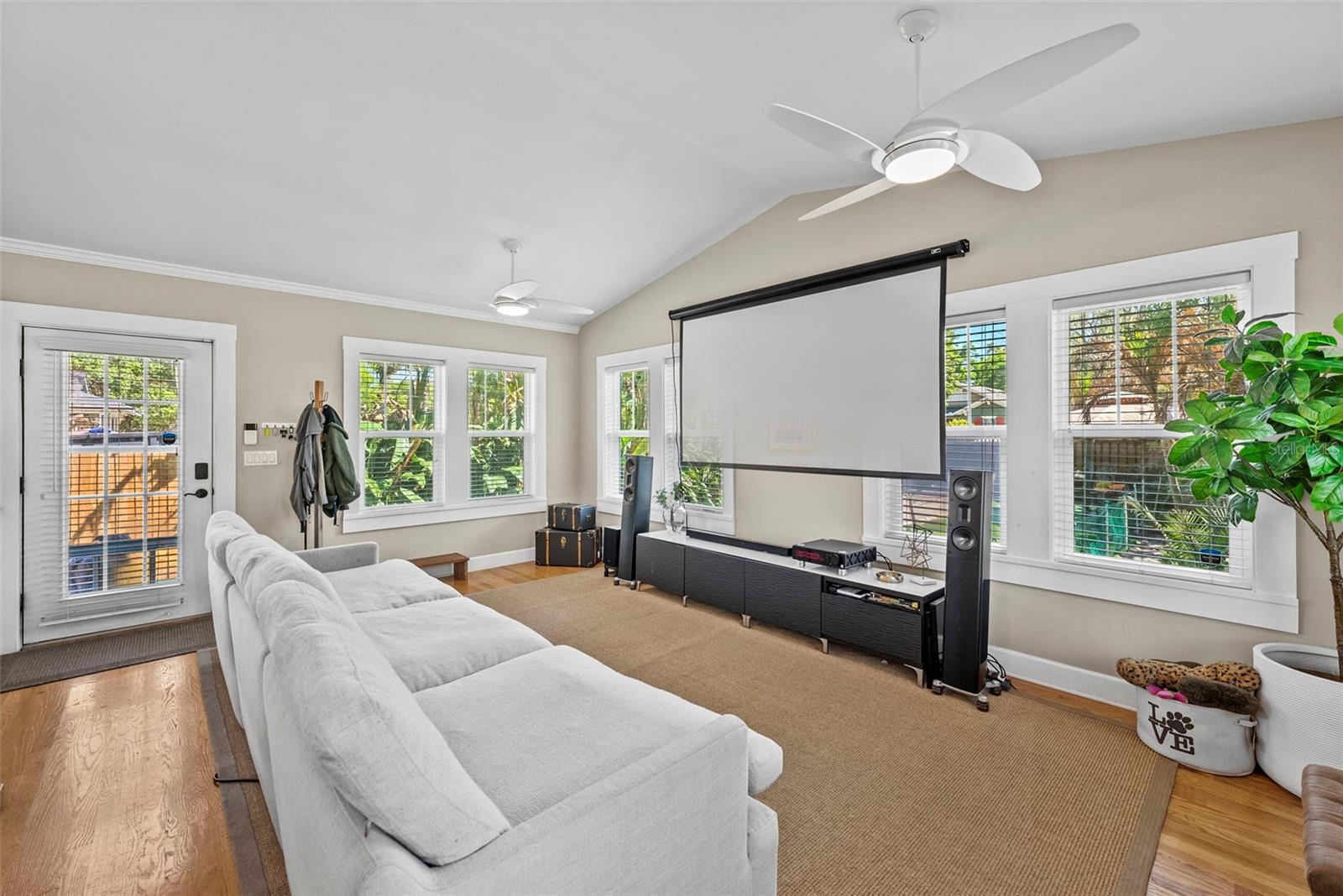 Image 33 of 64 For 5605 9th Street