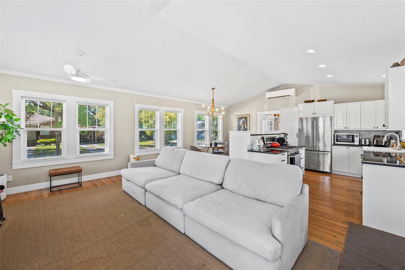 Image 36 of 64 For 5605 9th Street