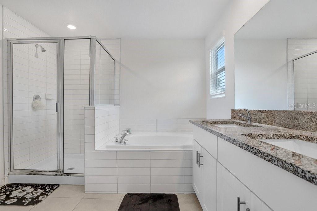 Image 18 of 31 For 6384 Ten Acre Court