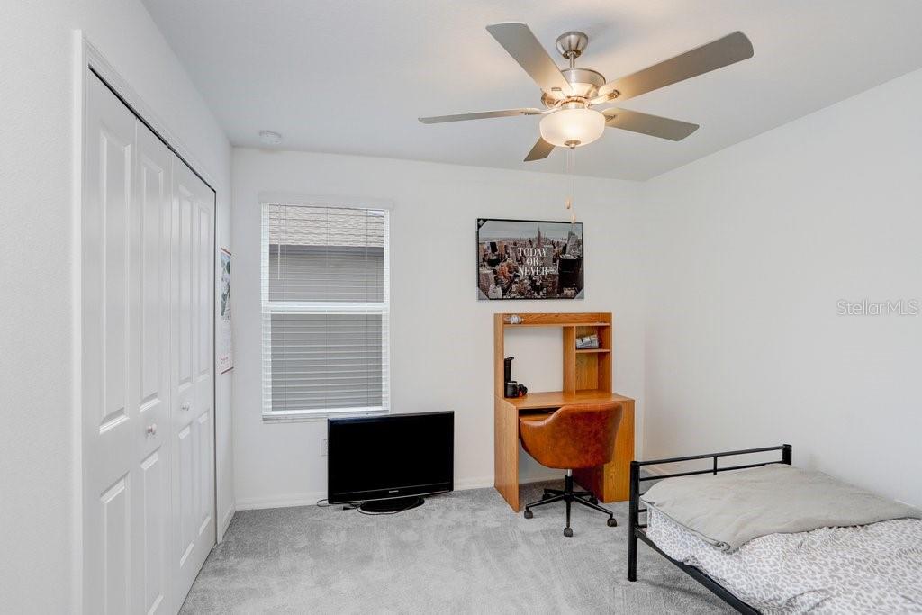 Image 21 of 31 For 6384 Ten Acre Court