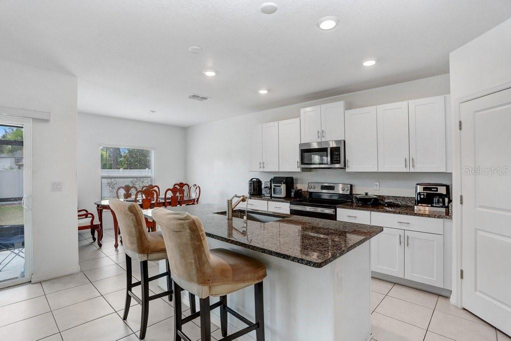 Image 7 of 31 For 6384 Ten Acre Court