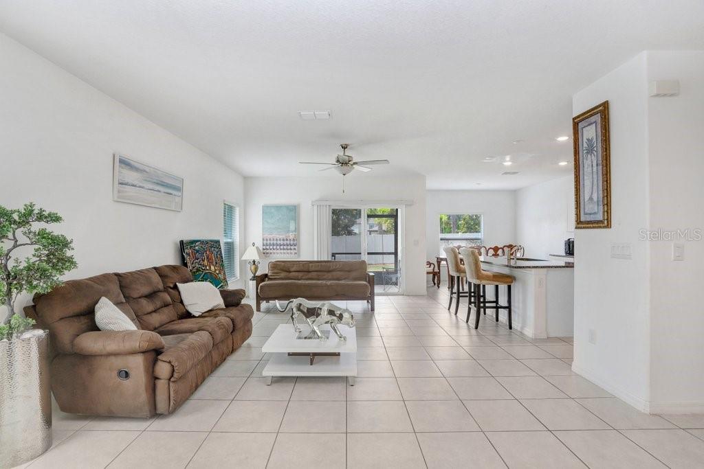 Image 9 of 31 For 6384 Ten Acre Court