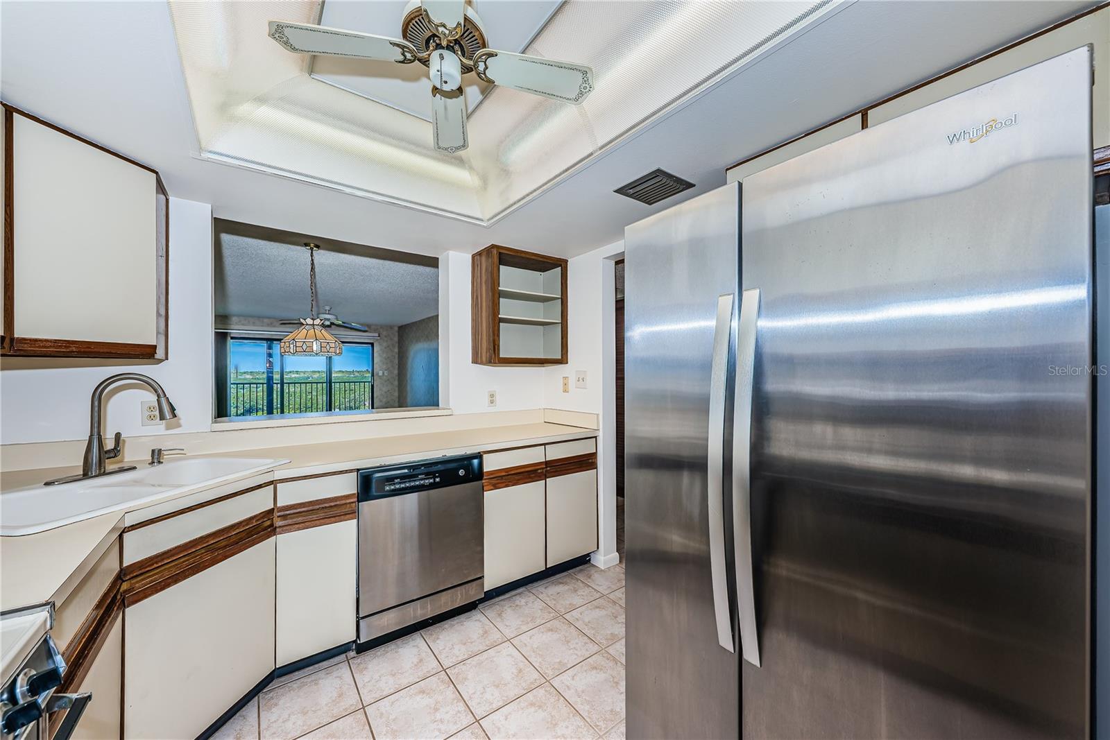 Image 21 of 64 For 5400 Park Street N 708