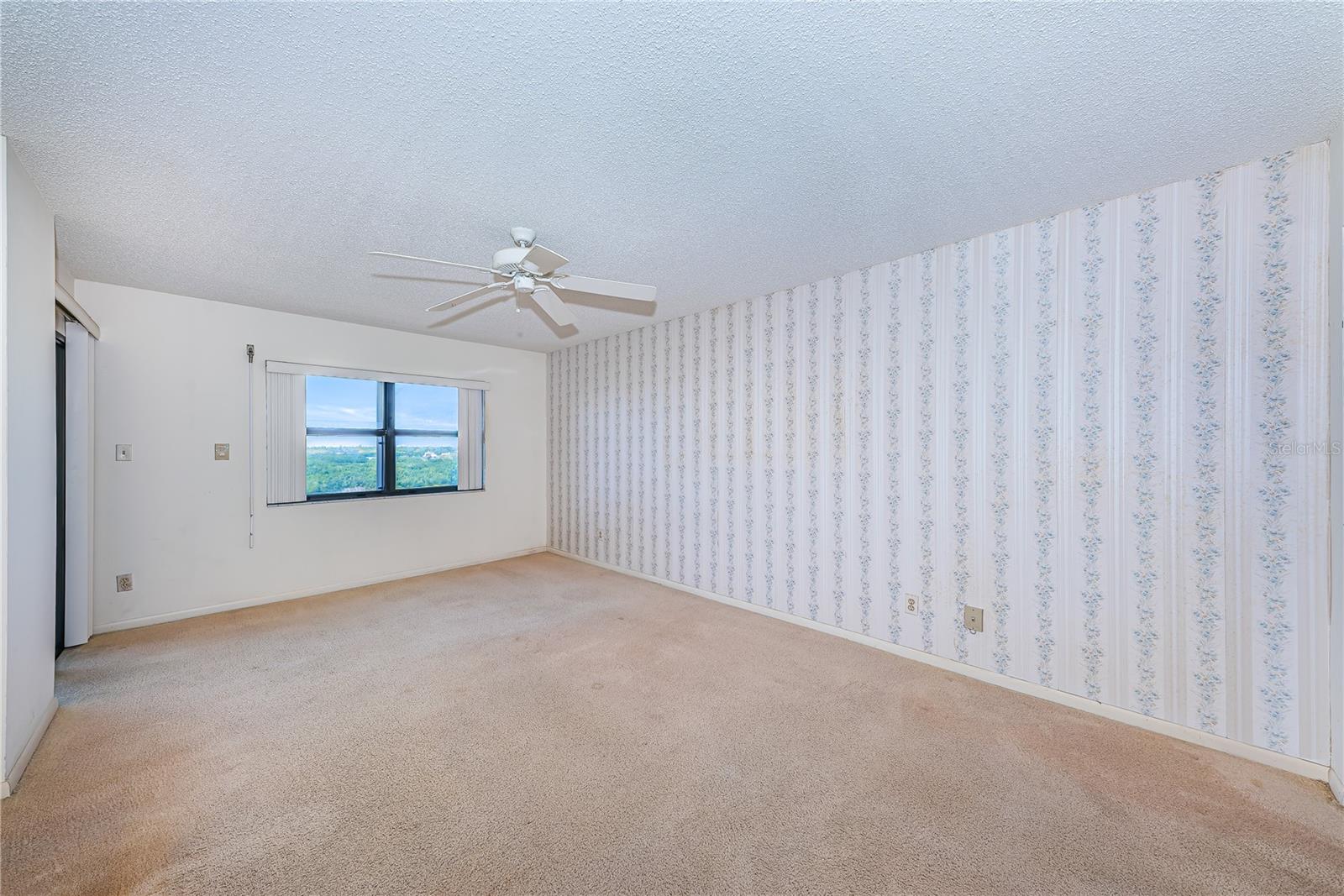 Image 39 of 64 For 5400 Park Street N 708