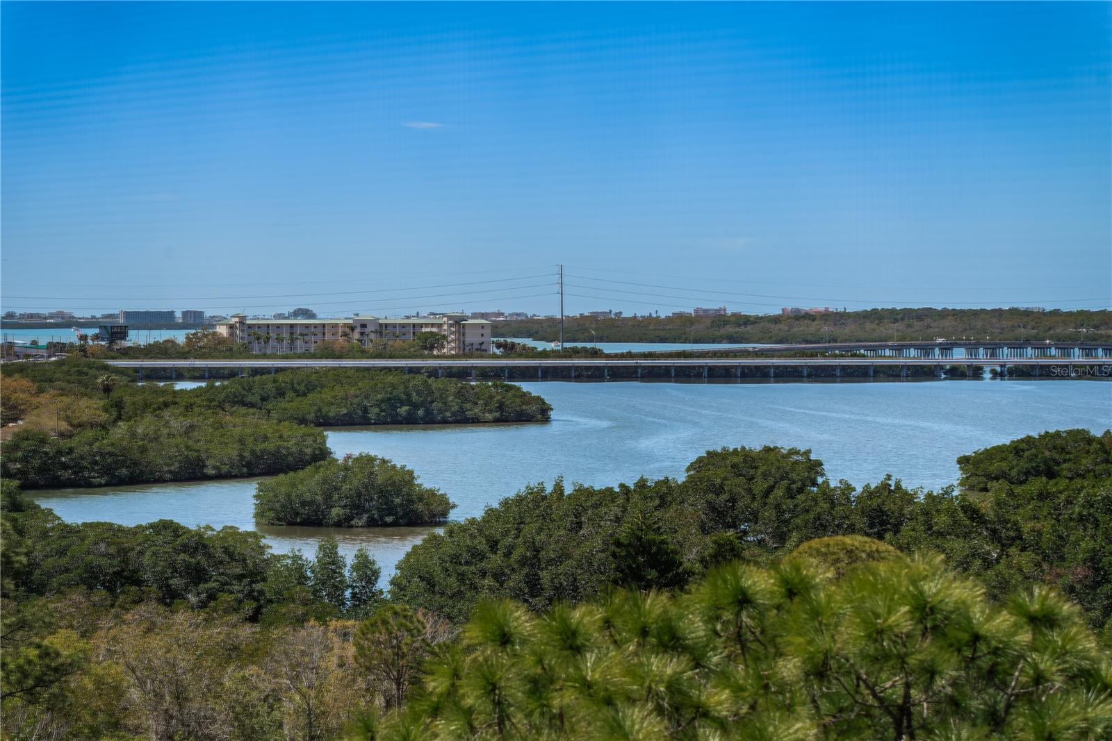 Image 5 of 64 For 5400 Park Street N 708