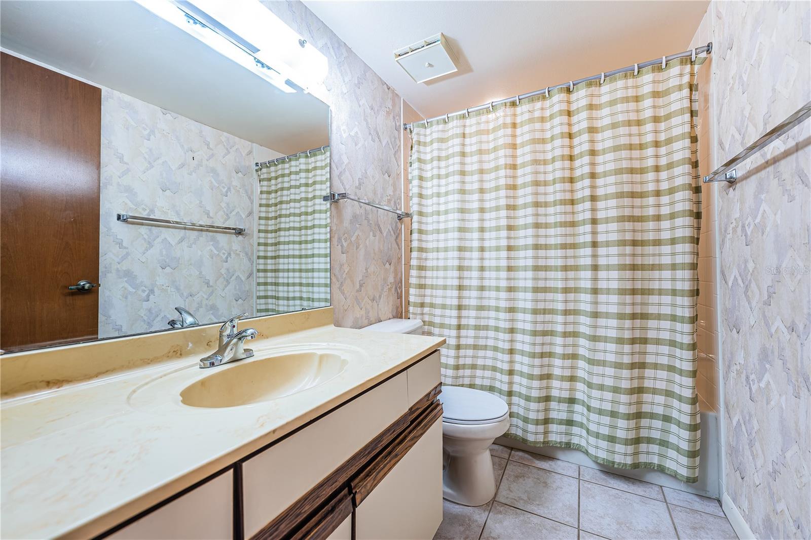 Image 51 of 64 For 5400 Park Street N 708