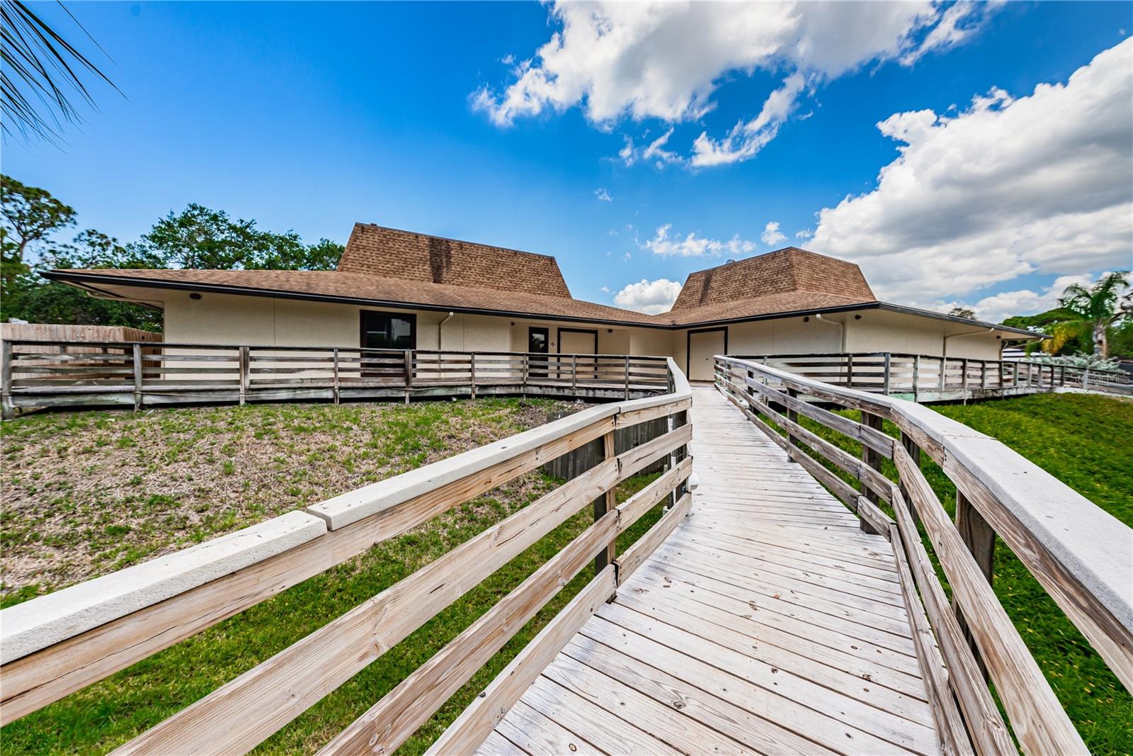 Image 53 of 64 For 5400 Park Street N 708