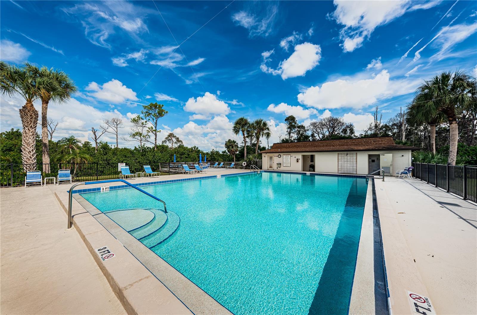 Image 54 of 64 For 5400 Park Street N 708