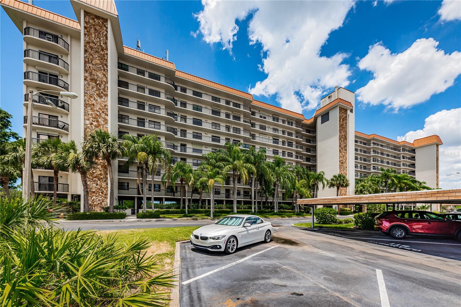 Image 58 of 64 For 5400 Park Street N 708