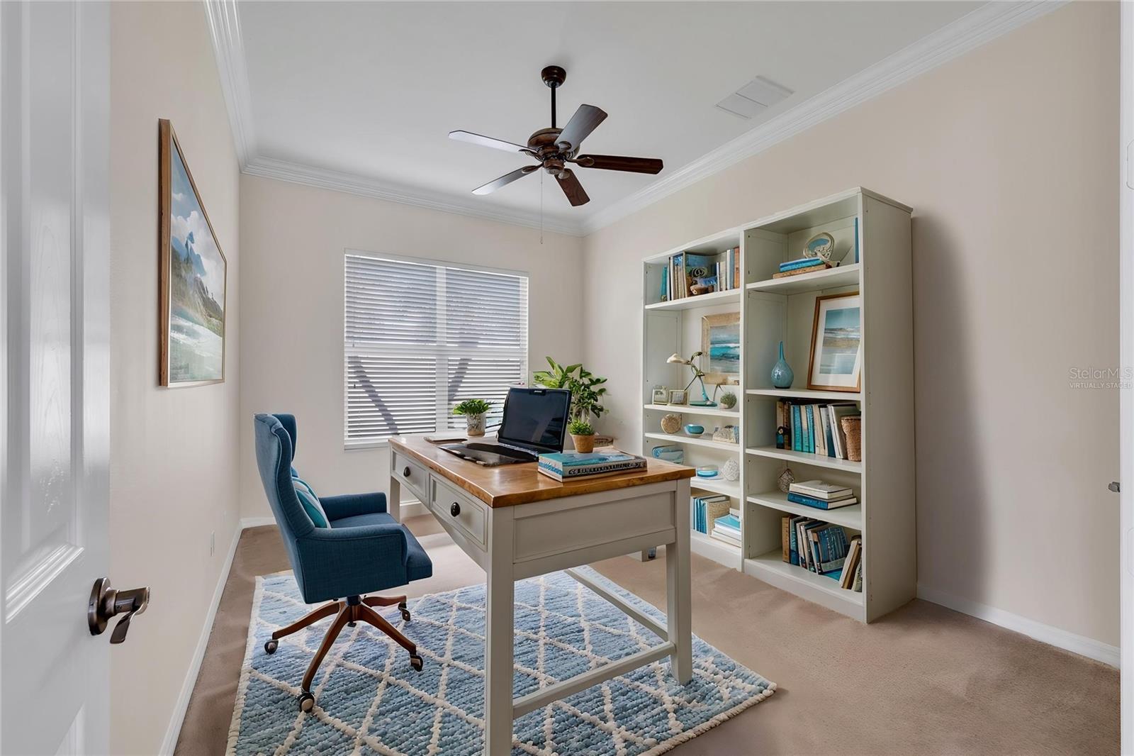 Listing photo id 16 for 5002 Indian Shores Place