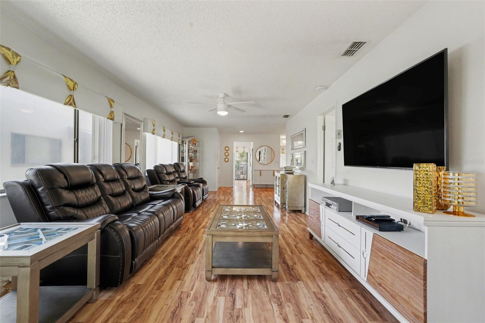 Image 3 of 23 For 13006 Wedgewood Way D