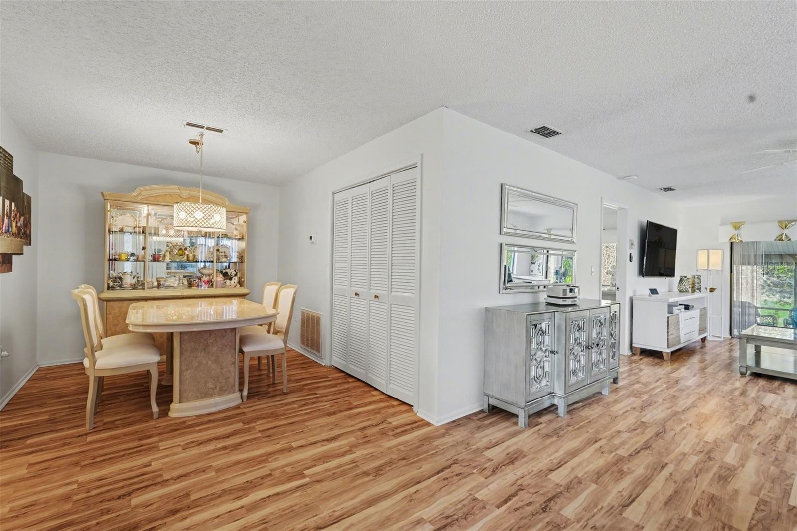 Image 9 of 23 For 13006 Wedgewood Way D