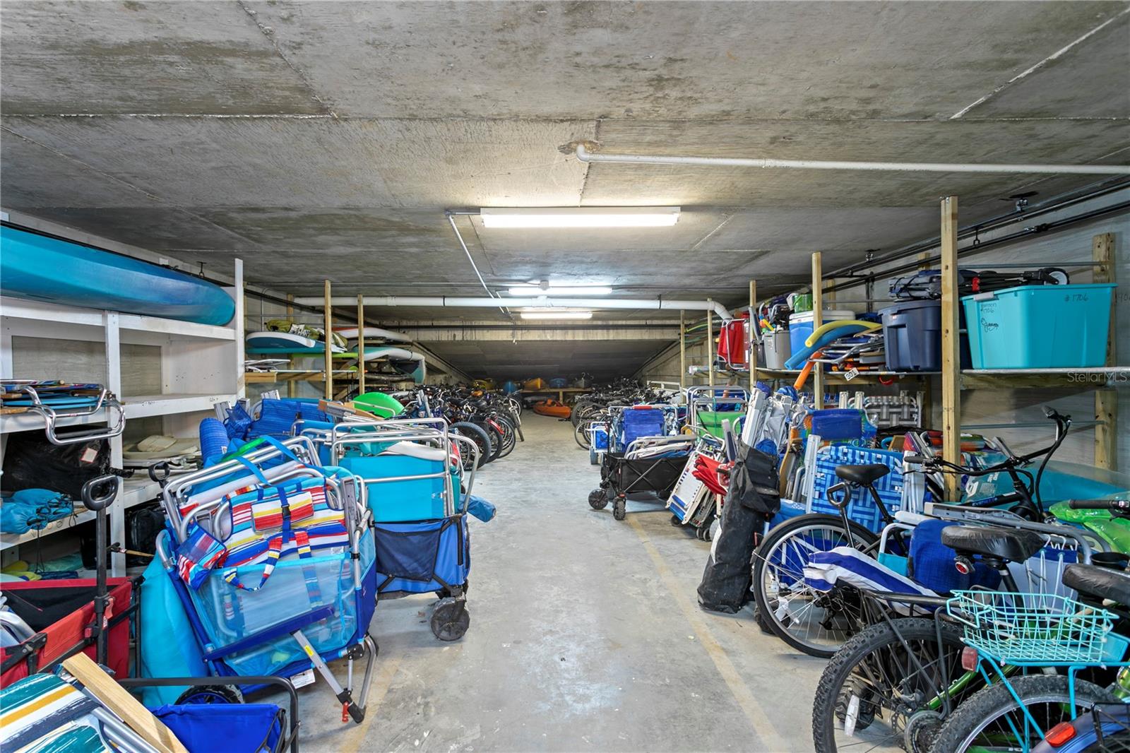 Listing photo id 35 for 1290 Gulf Boulevard 1002