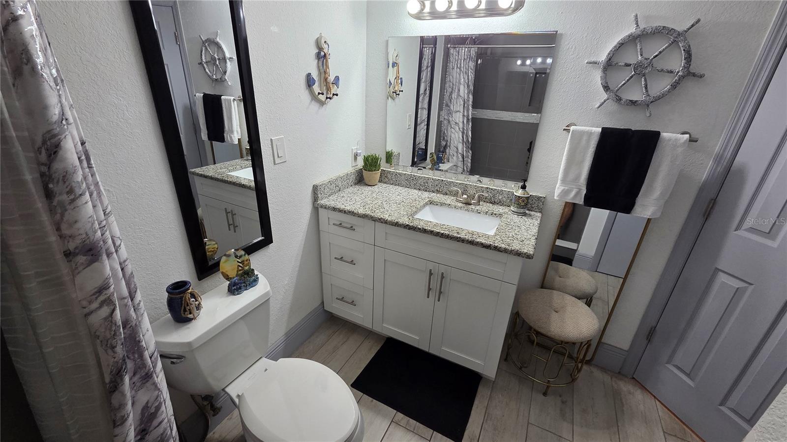 Image 13 of 34 For 8630 Mallard Reserve Drive 105