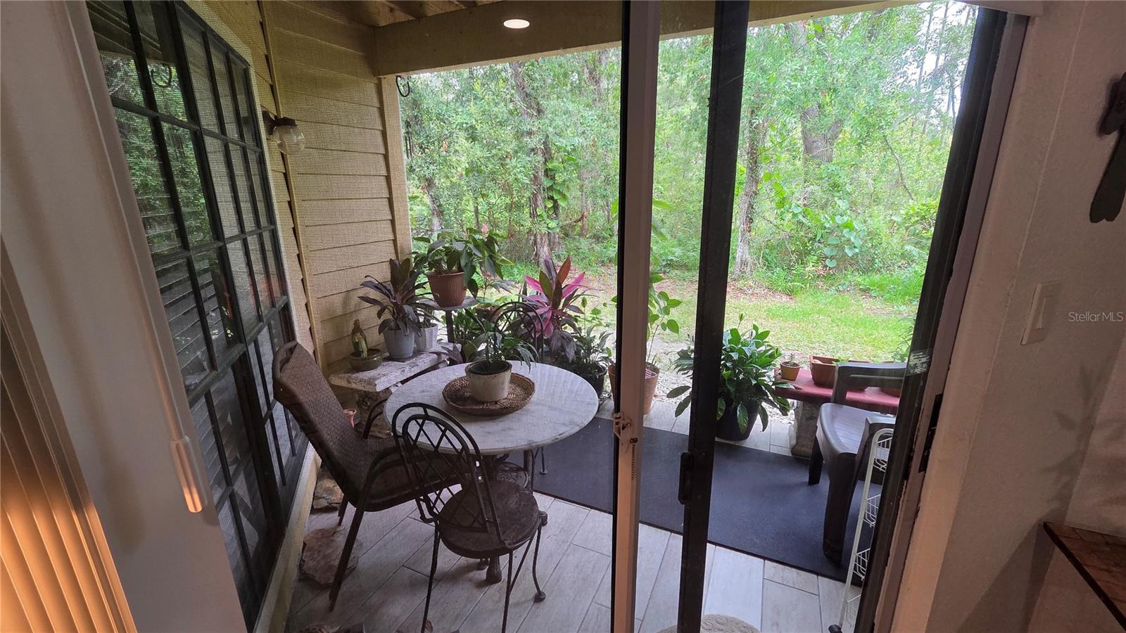 Image 14 of 34 For 8630 Mallard Reserve Drive 105