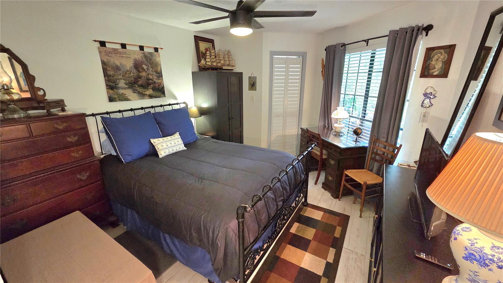 Image 22 of 34 For 8630 Mallard Reserve Drive 105