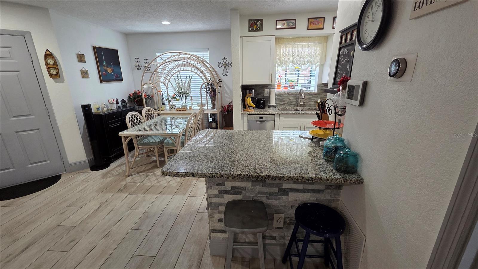 Image 6 of 34 For 8630 Mallard Reserve Drive 105