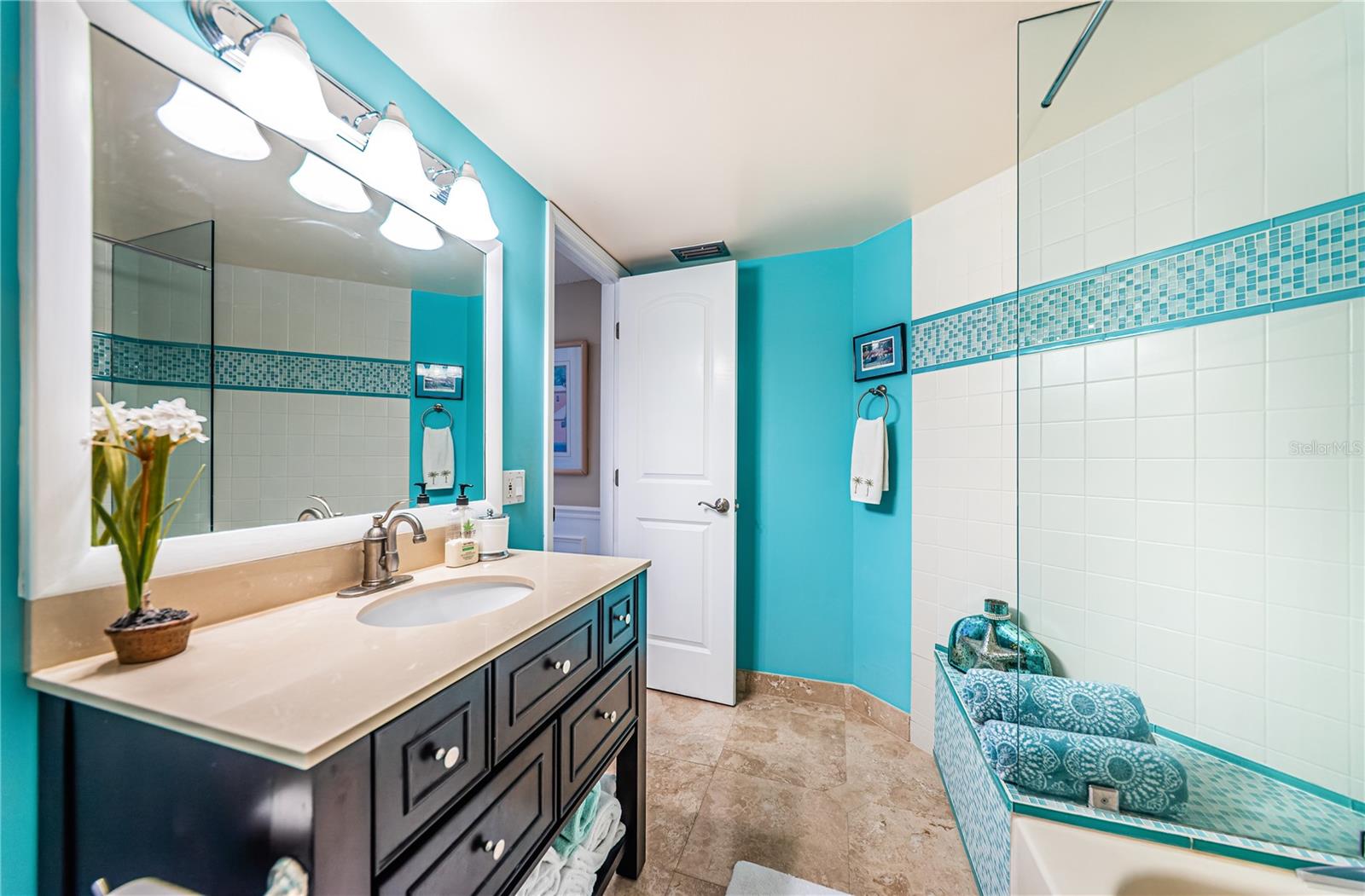 Image 26 of 42 For 5541 Puerta Del Sol Boulevard S 414