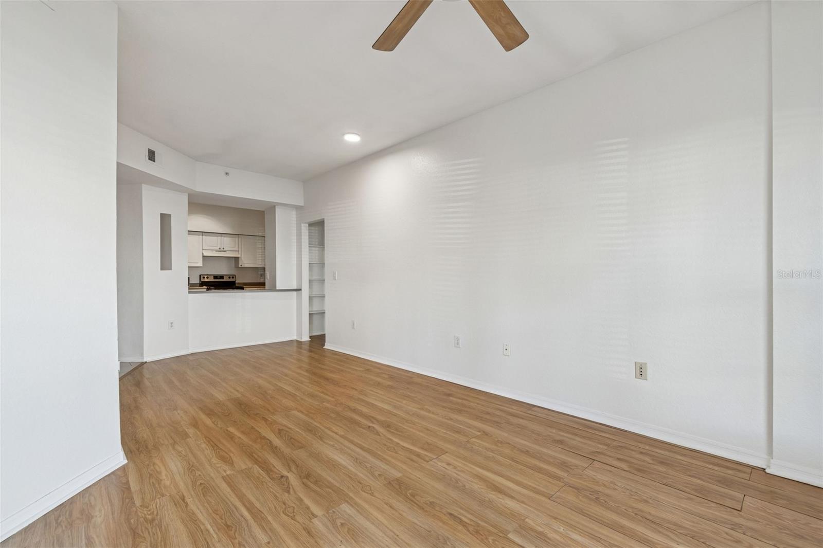 Image 11 of 35 For 501 Moody Avenue 1112