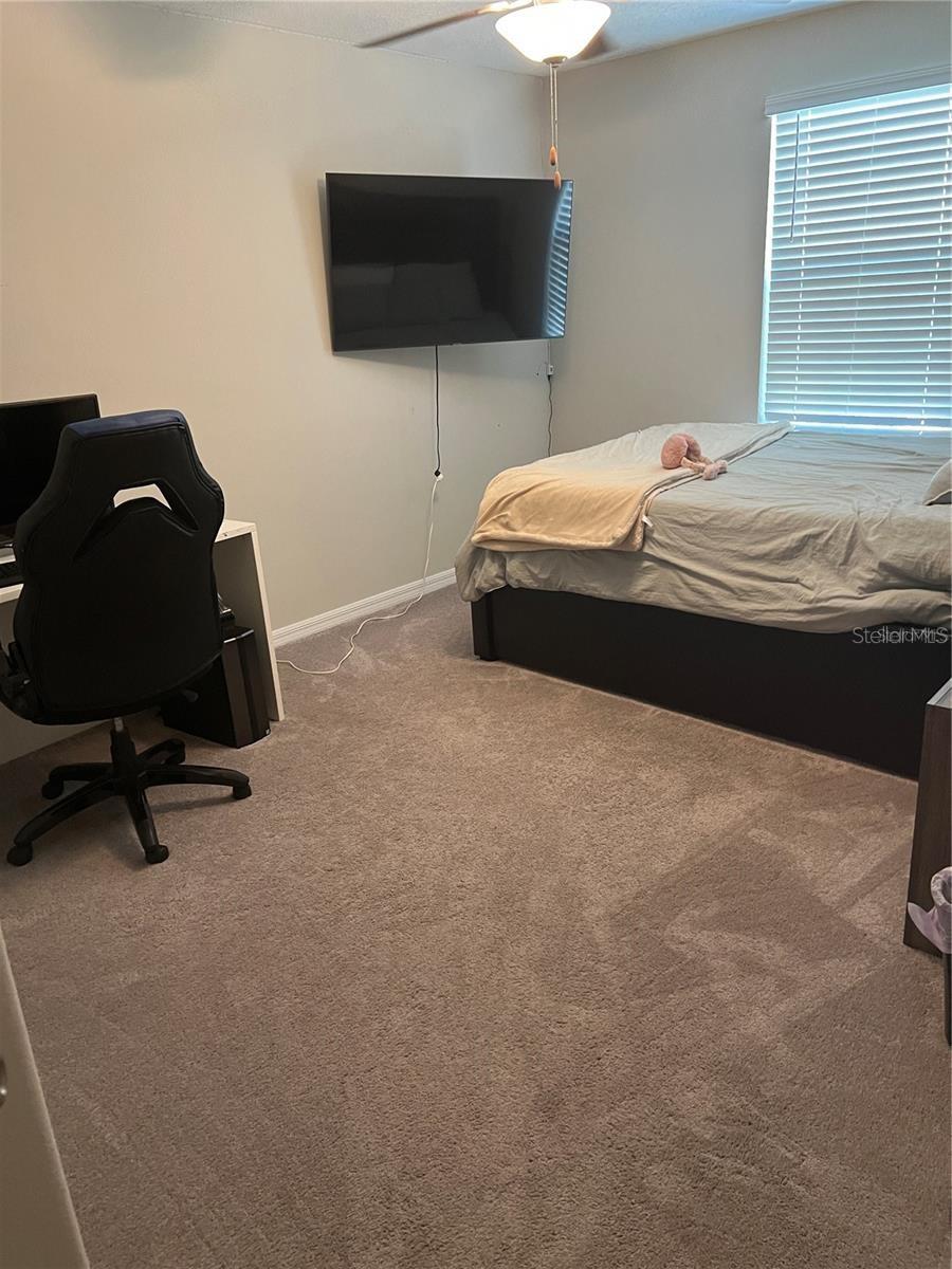 Image 14 of 15 For 31811 Sun Kettle Loop