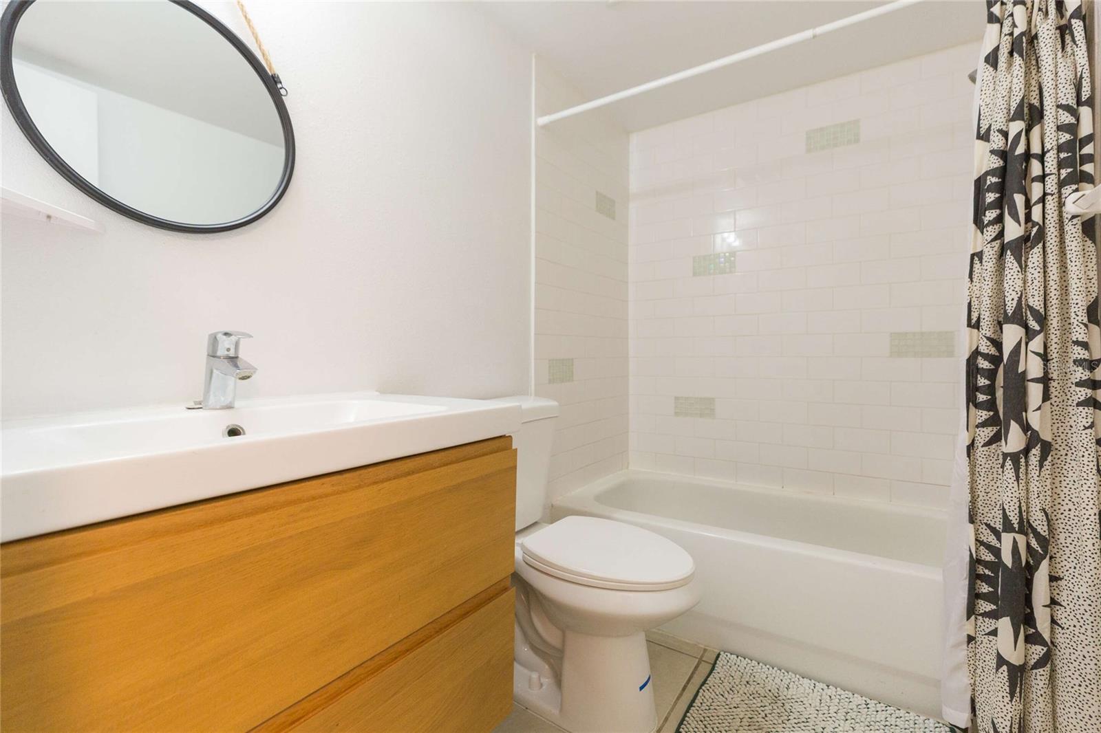 Image 12 of 21 For 5221 Bayshore Boulevard 19