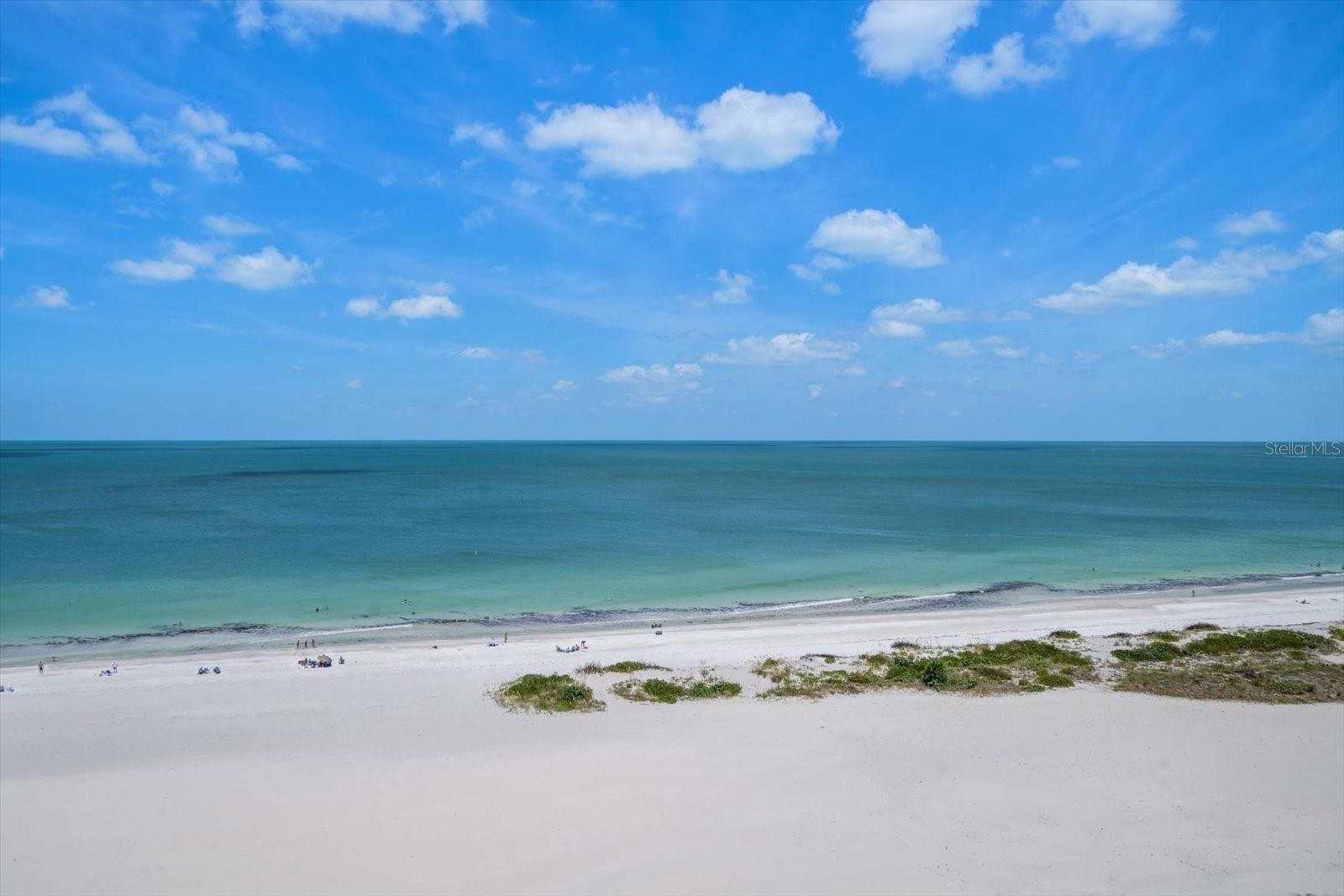 Image 31 of 39 For 1310 Gulf Boulevard 10b