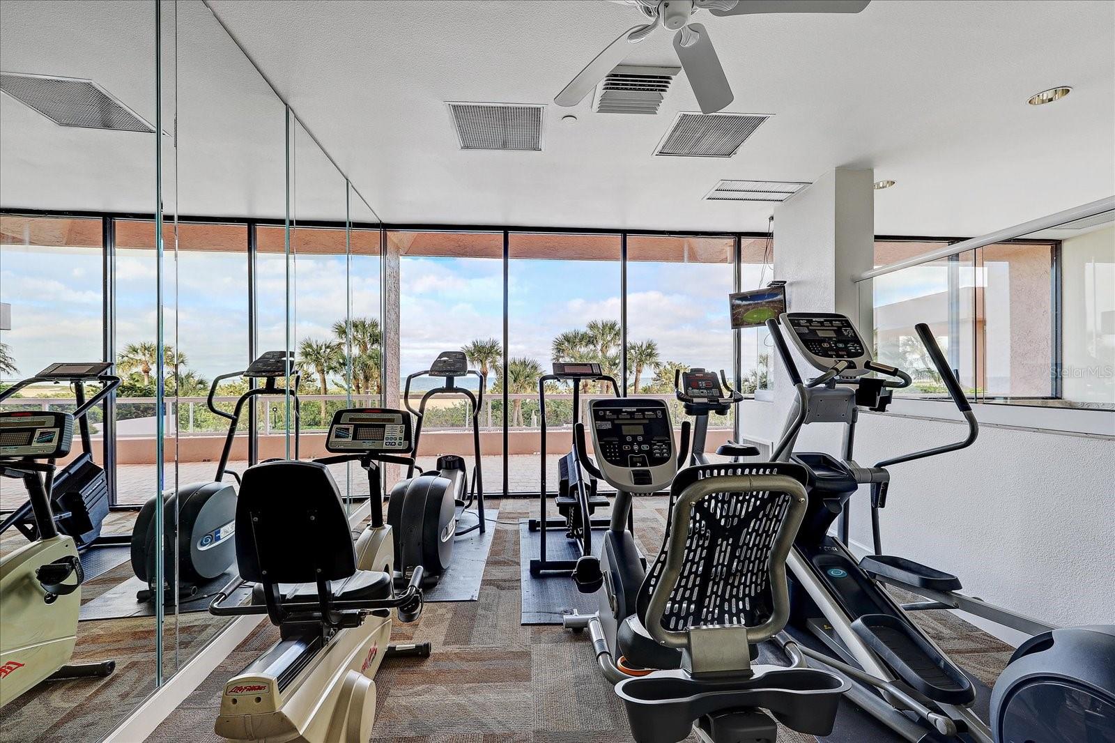 Image 34 of 39 For 1310 Gulf Boulevard 10b