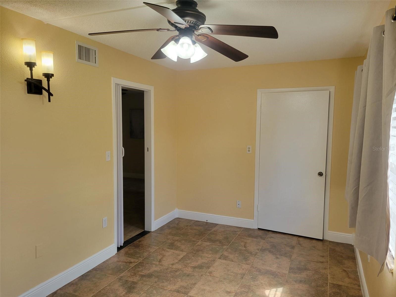 Listing photo id 11 for 10032 65th Avenue N 8