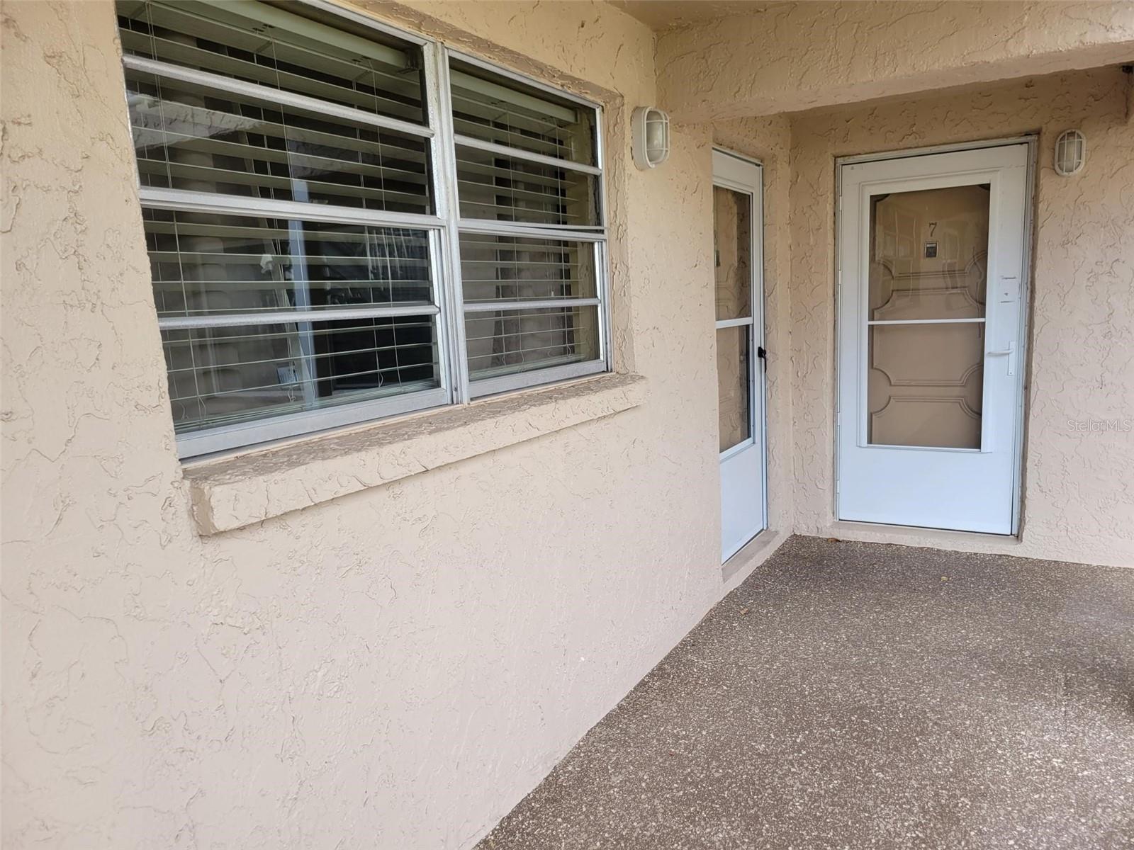 Listing photo id 19 for 10032 65th Avenue N 8