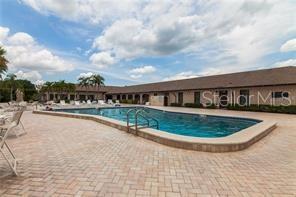 Listing photo id 41 for 10032 65th Avenue N 8