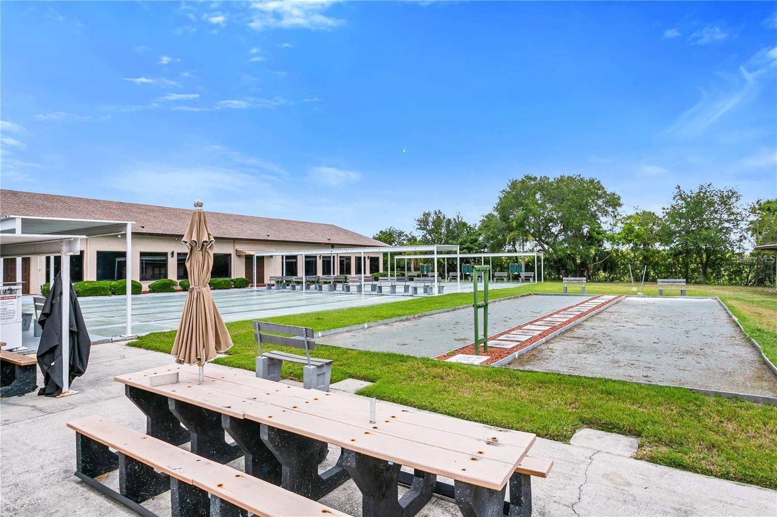 Listing photo id 46 for 10032 65th Avenue N 8