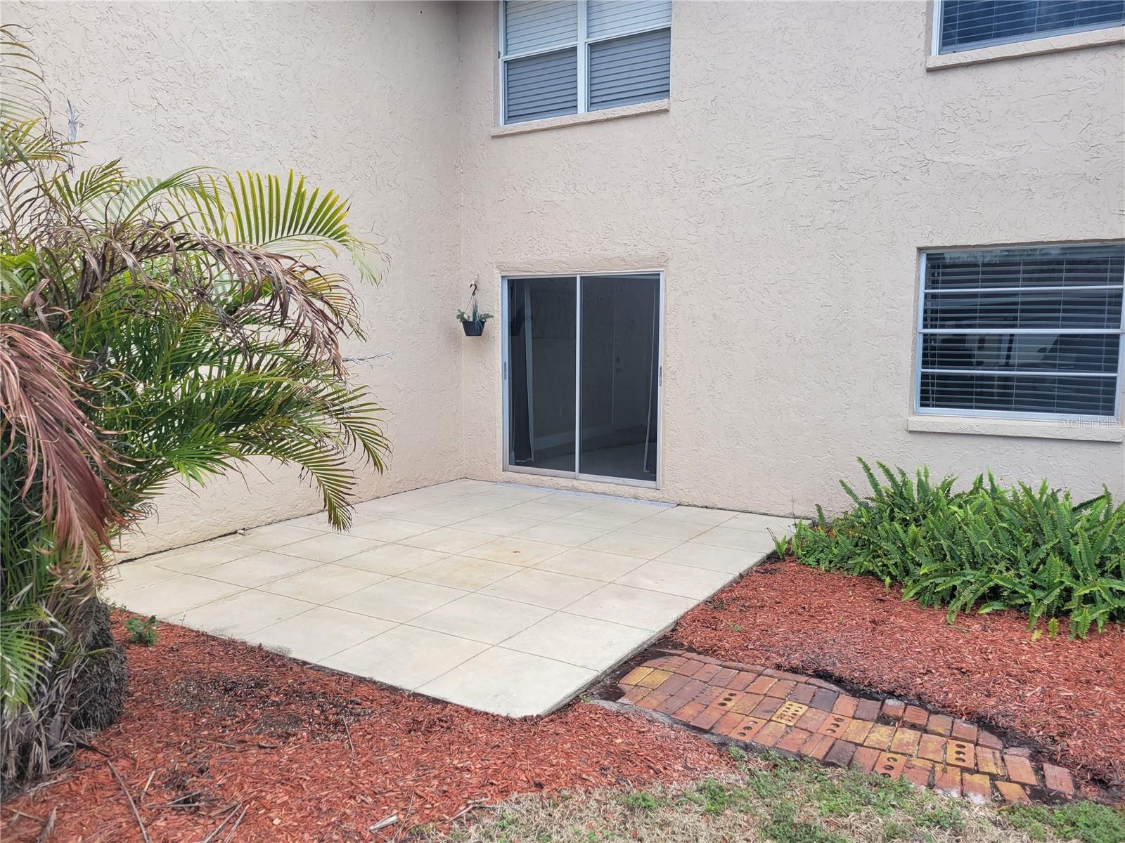 Listing photo id 56 for 10032 65th Avenue N 8