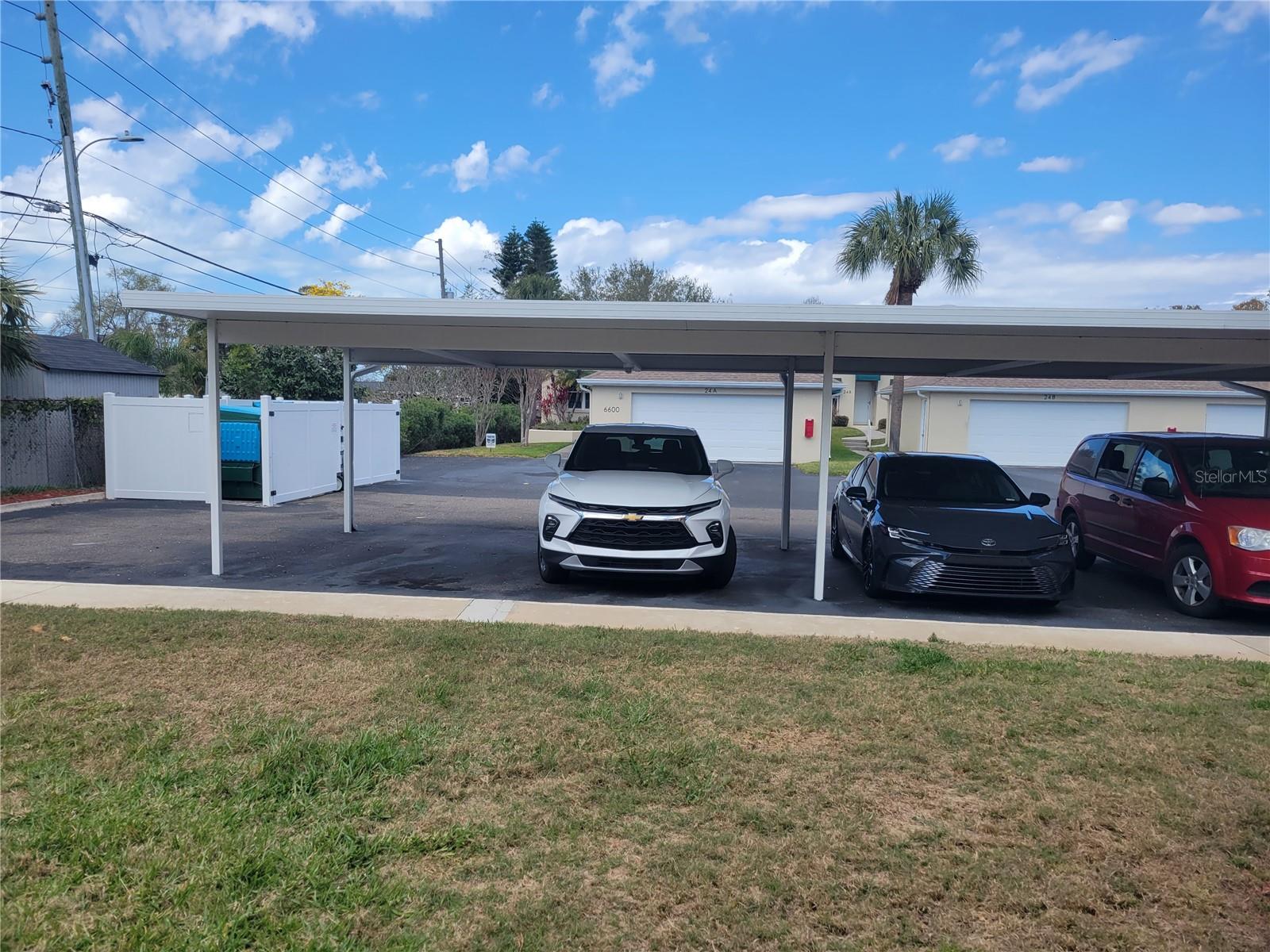 Listing photo id 57 for 10032 65th Avenue N 8