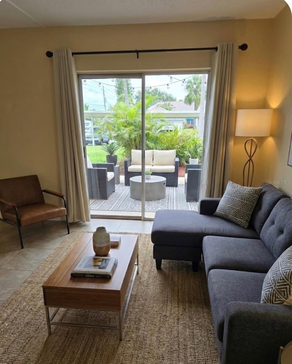 Listing photo id 4 for 10032 65th Avenue N 8