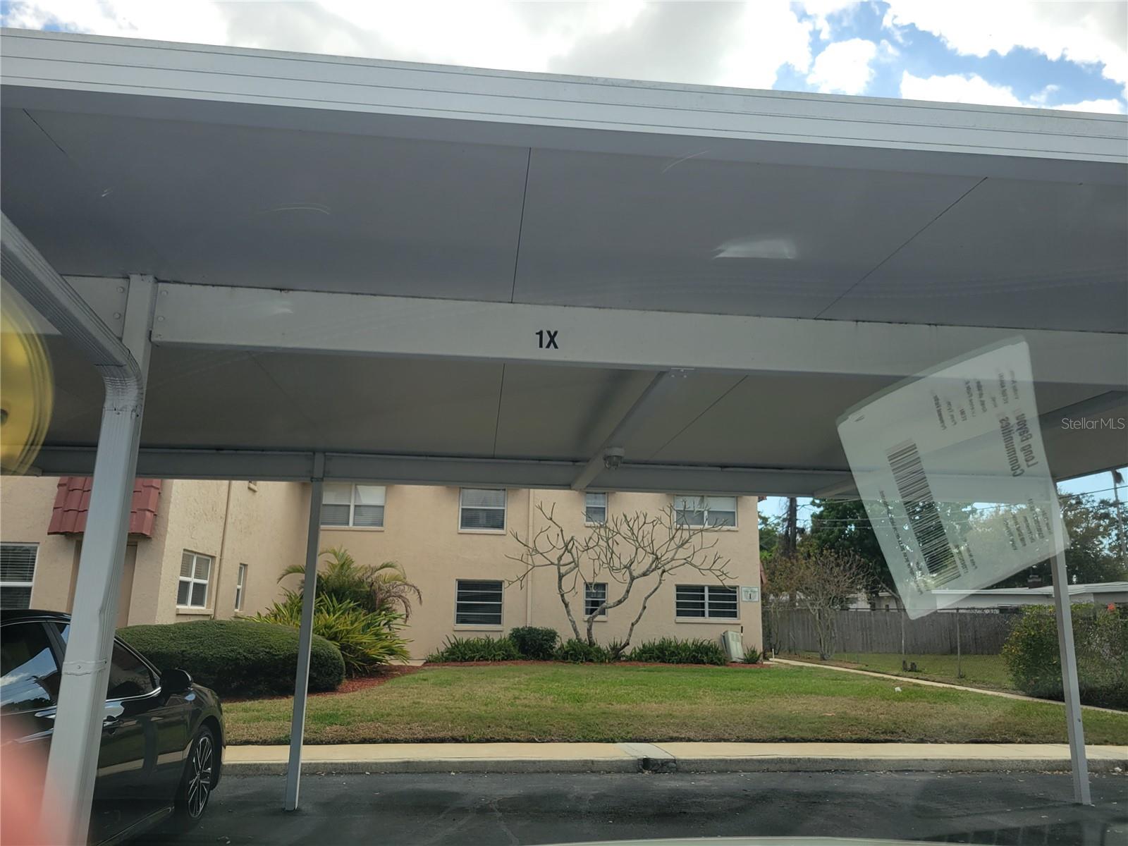 Listing photo id 59 for 10032 65th Avenue N 8