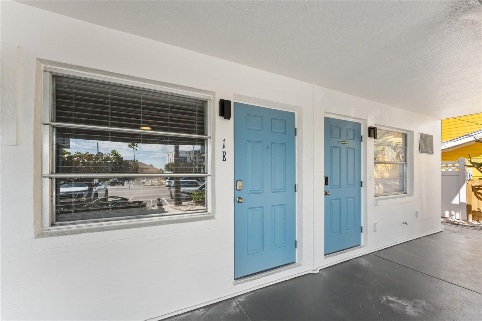 Image 3 of 37 For 2700 Gulf Boulevard 1e