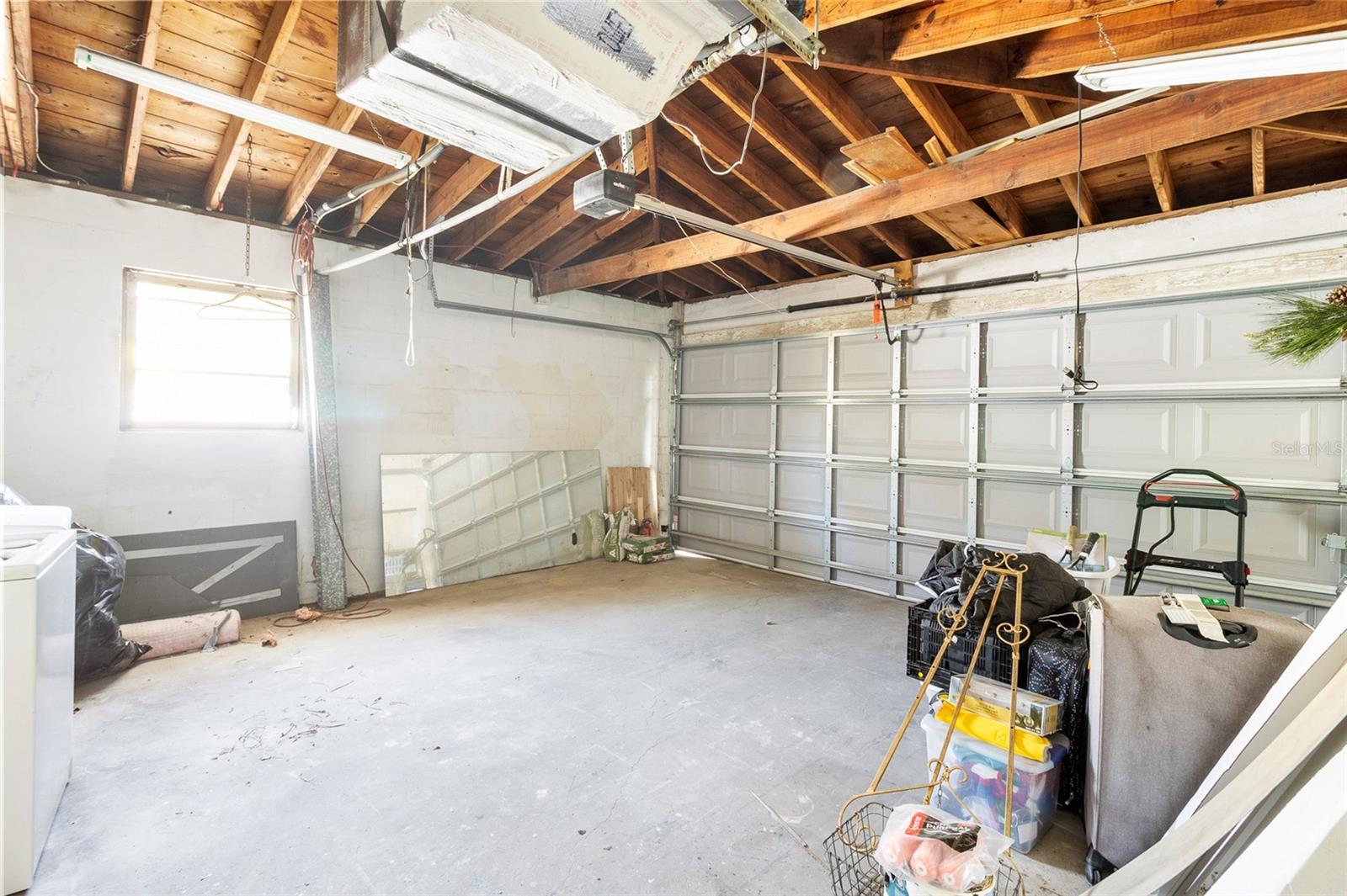 Image 26 of 36 For 12120 Croft Drive