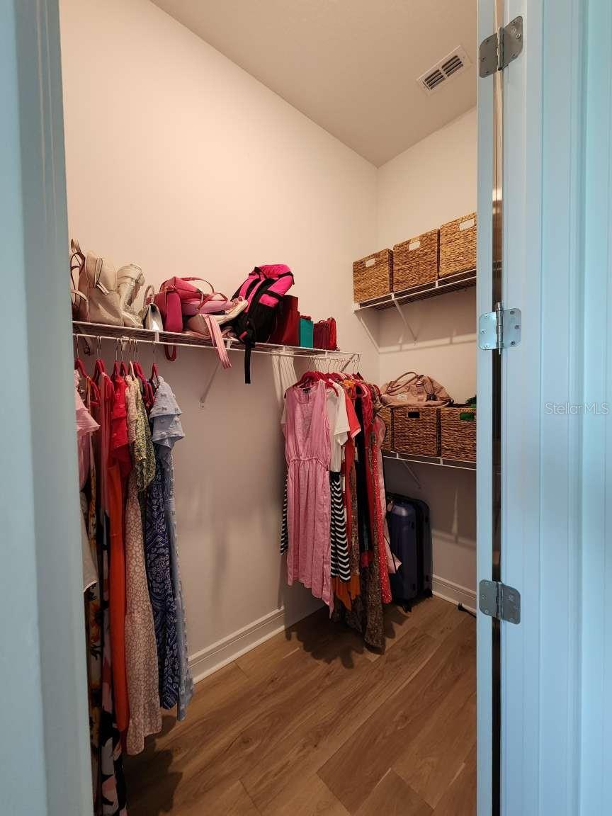 Image 21 of 41 For 9024 Barrier Coast Trail