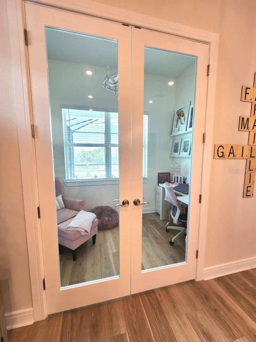 Image 29 of 41 For 9024 Barrier Coast Trail