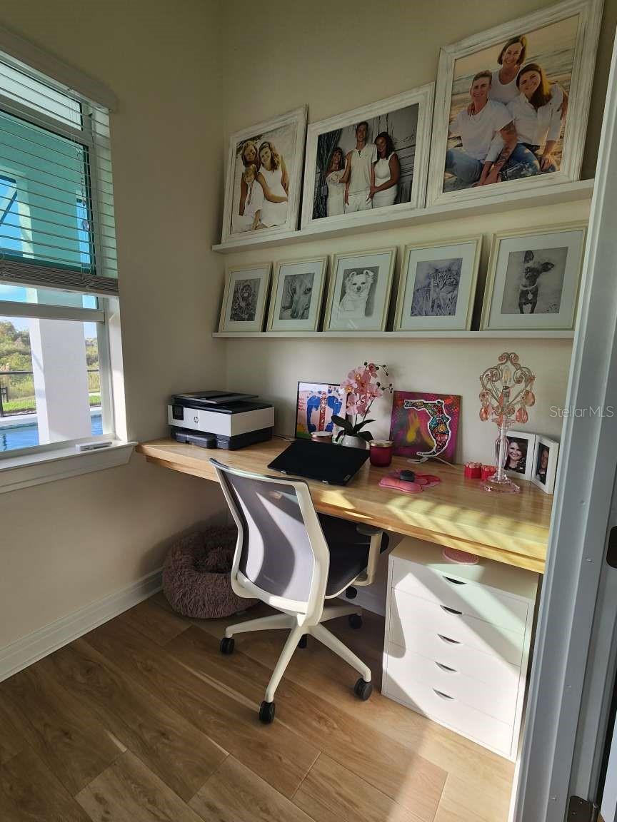 Image 30 of 41 For 9024 Barrier Coast Trail