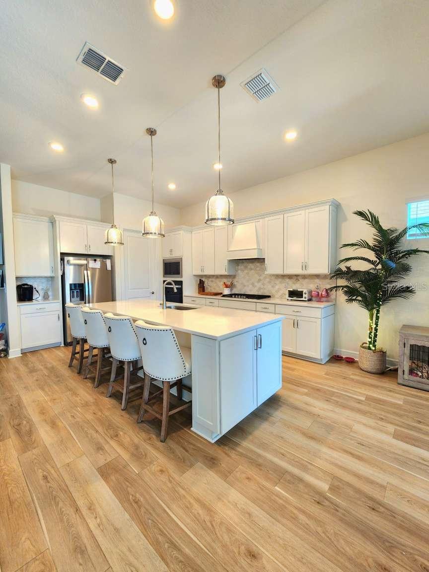 Image 9 of 41 For 9024 Barrier Coast Trail